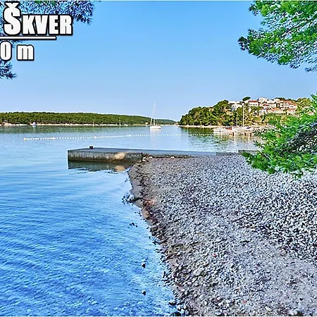 Rab Aurora Apartment *