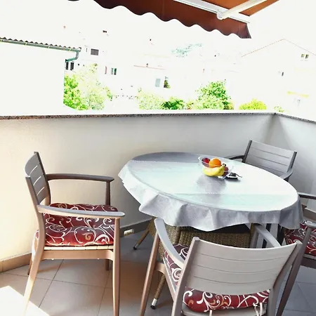 Rab Aurora Apartman Rab Town