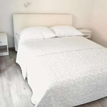 Rab Aurora Apartman