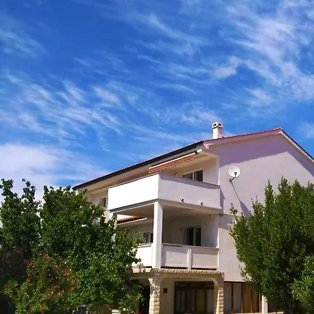 Rab Aurora Apartman Rab Town